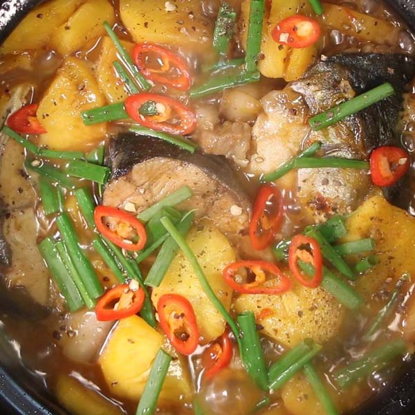 Cá hú kho Thơm