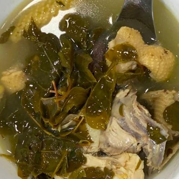 Canh gà lá giang